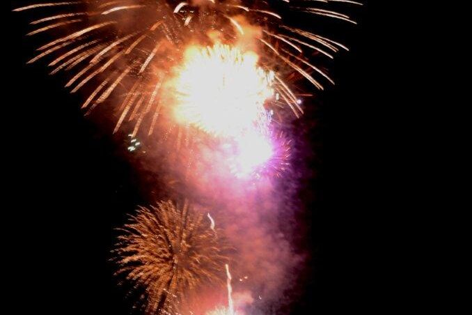 Digicel and Scotia Bank Sponsor Fireworks on the Waterfront 2012